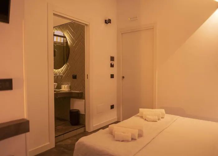 Alojamento de Acomodação e Pequeno-almoço Da Placida Al Mare - Luxury Soverato 4*